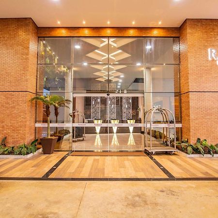 Ramada By Wyndham Manaus Torres Center Hotel Buitenkant foto