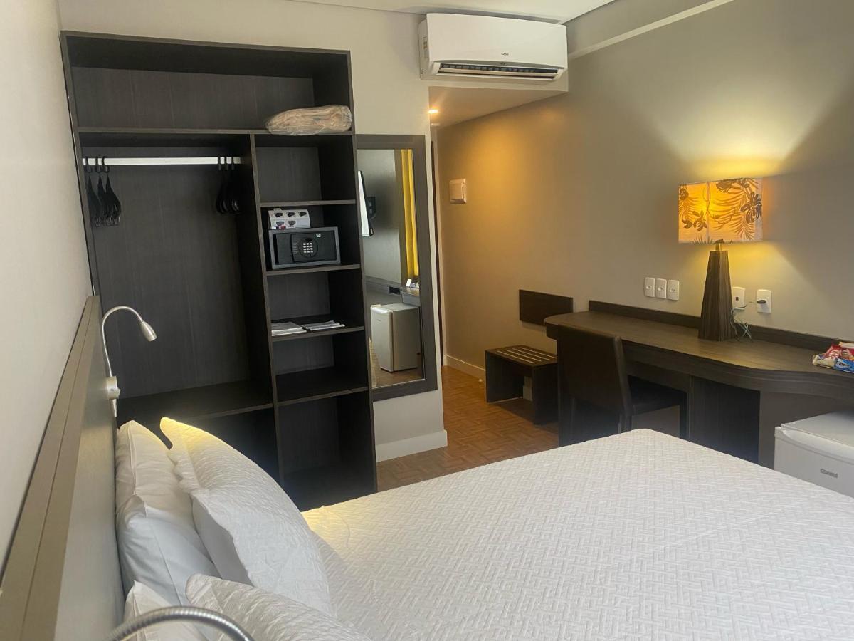 Ramada By Wyndham Manaus Torres Center Hotel Buitenkant foto