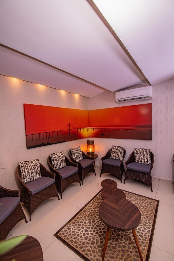 Ramada By Wyndham Manaus Torres Center Hotel Buitenkant foto