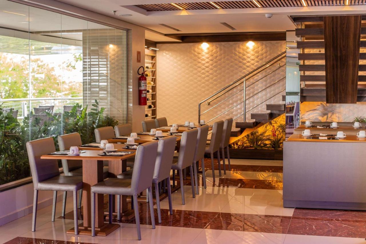 Ramada By Wyndham Manaus Torres Center Hotel Buitenkant foto